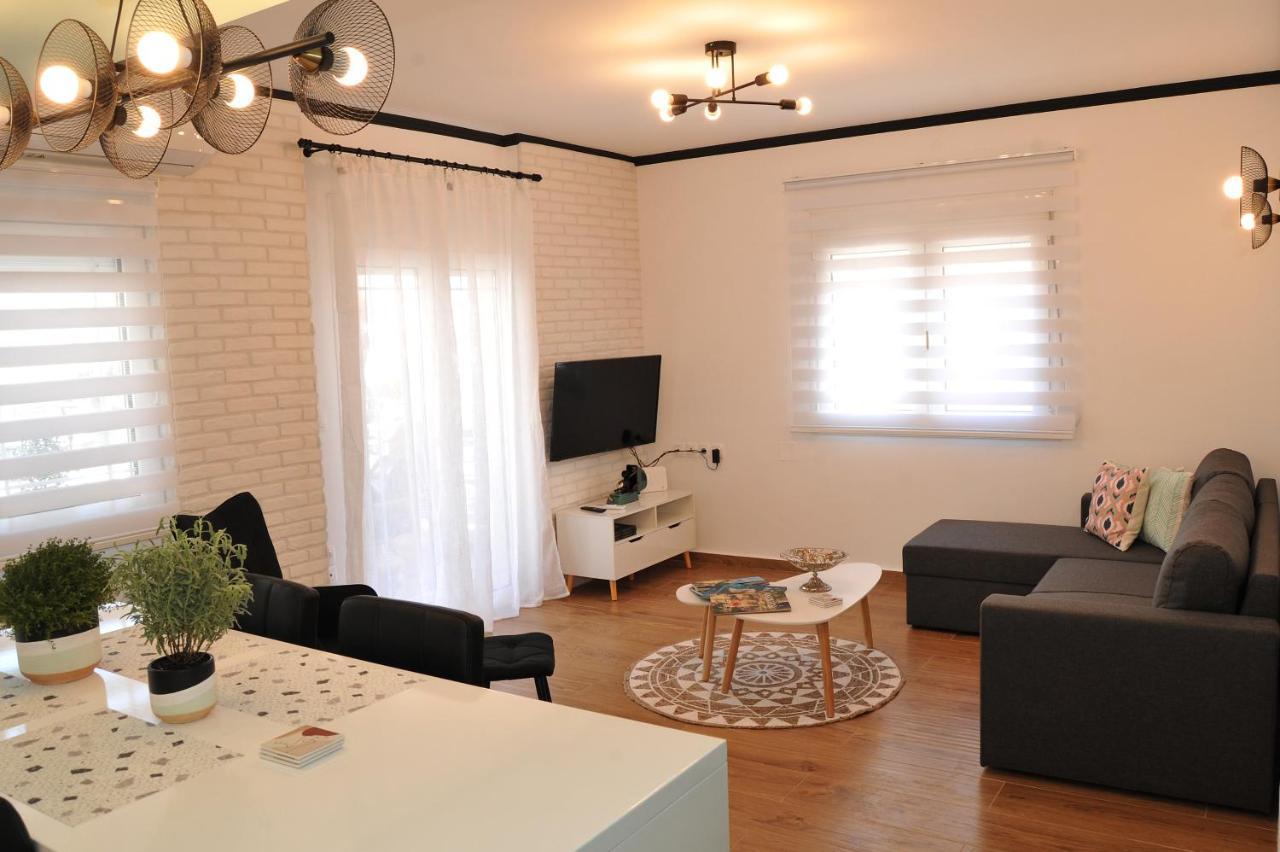 Vintage Apartment Helios Kalampáka Ngoại thất bức ảnh